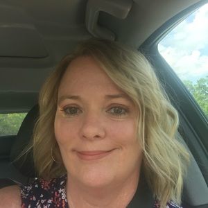 Meet your Posher, Vickie